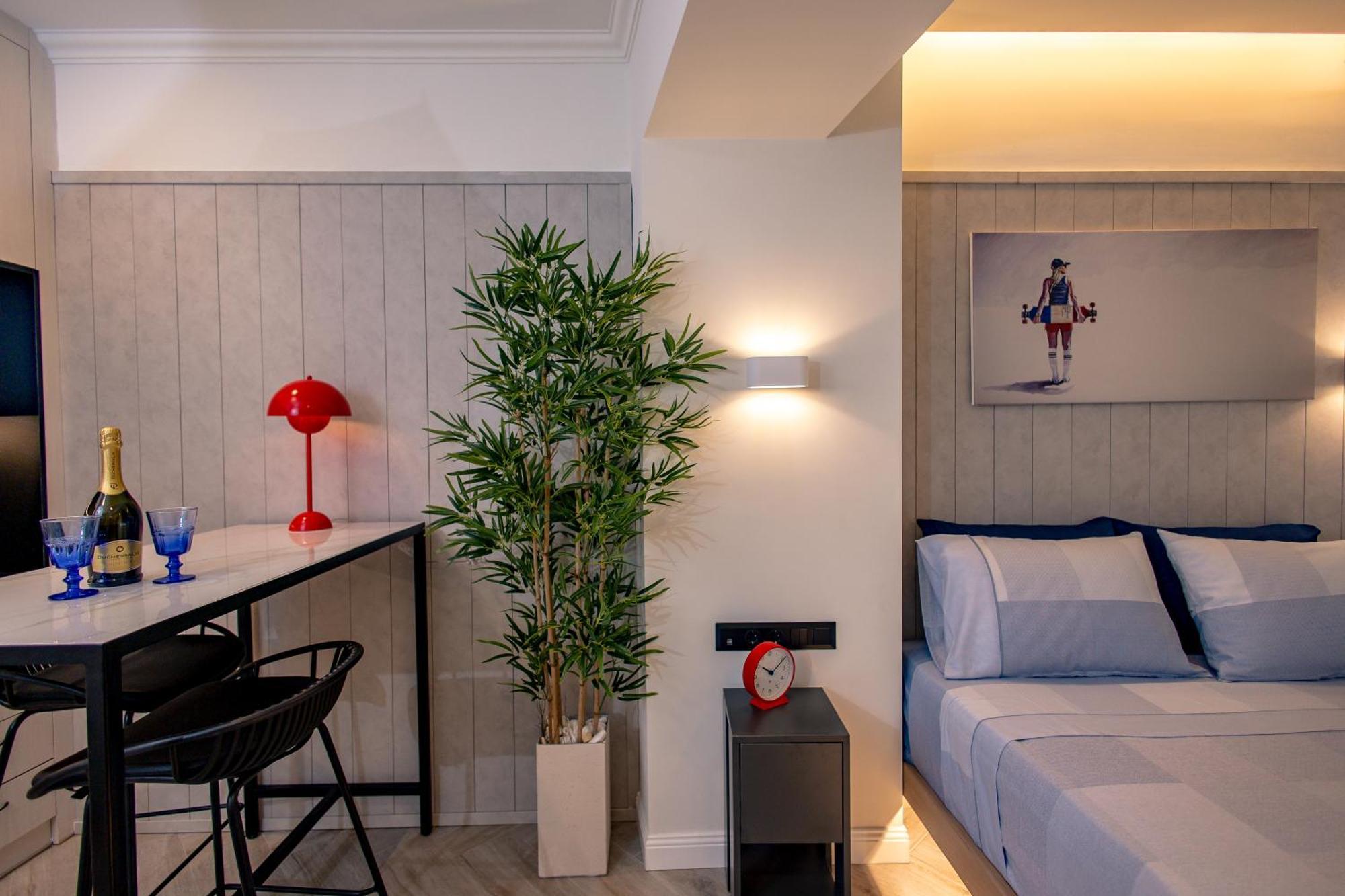 Aparthotel Triple A @ Trendy Psiri - Art & Nightlife Athen Exterior foto